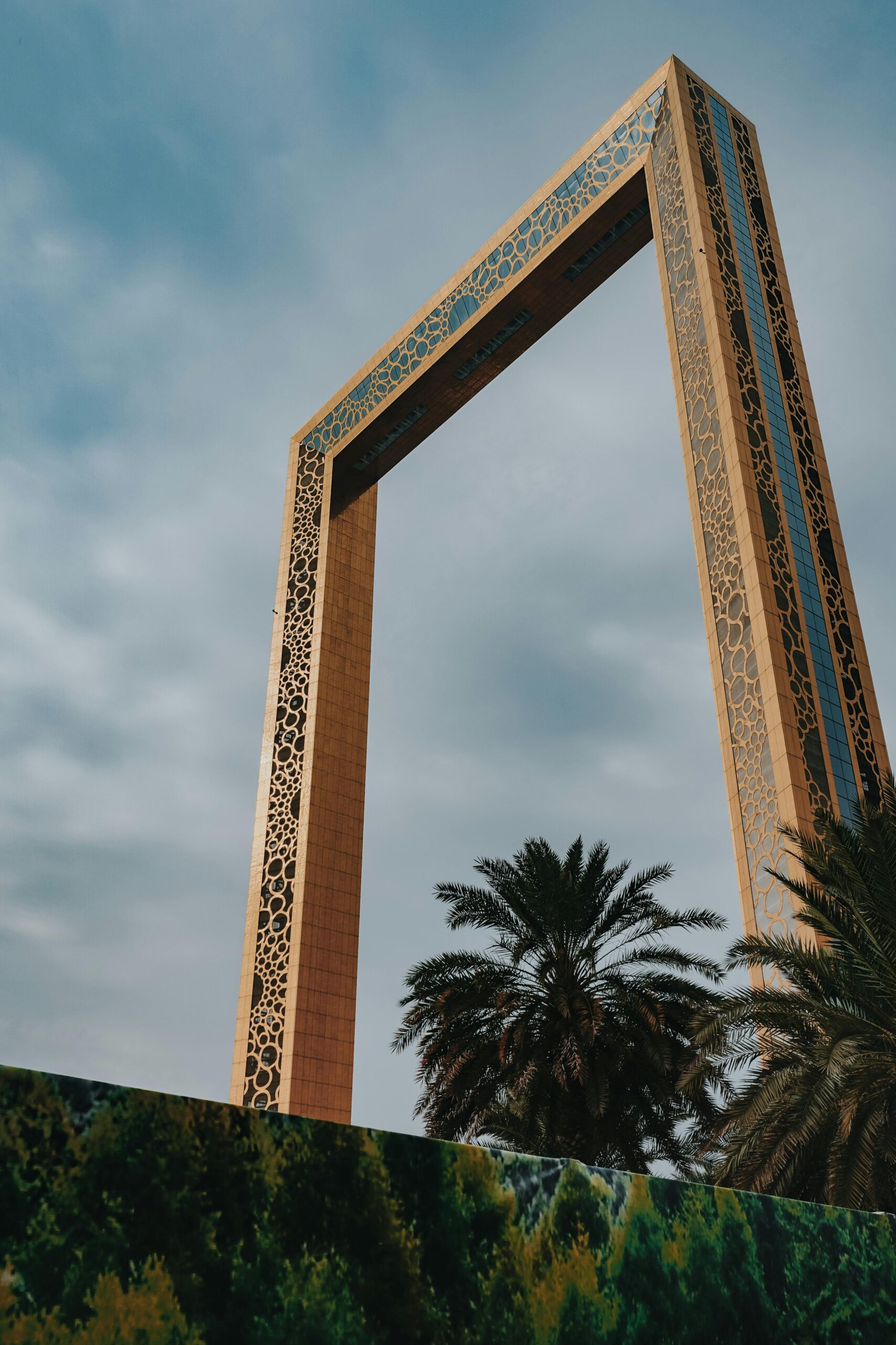 Dubai frame