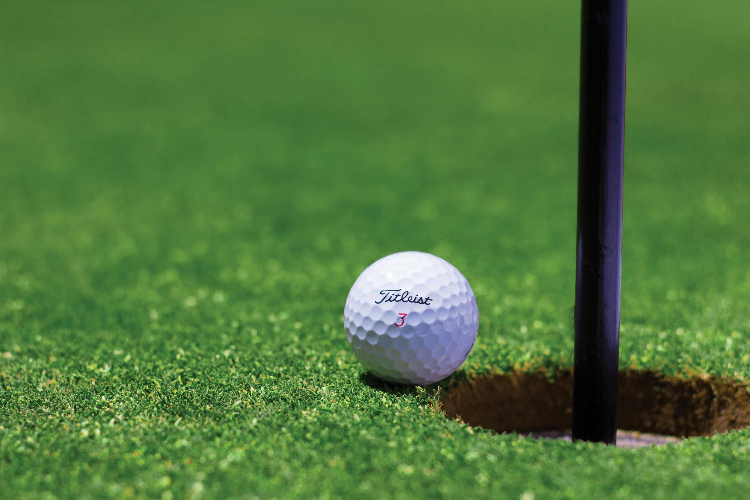 Golf ball in dubai